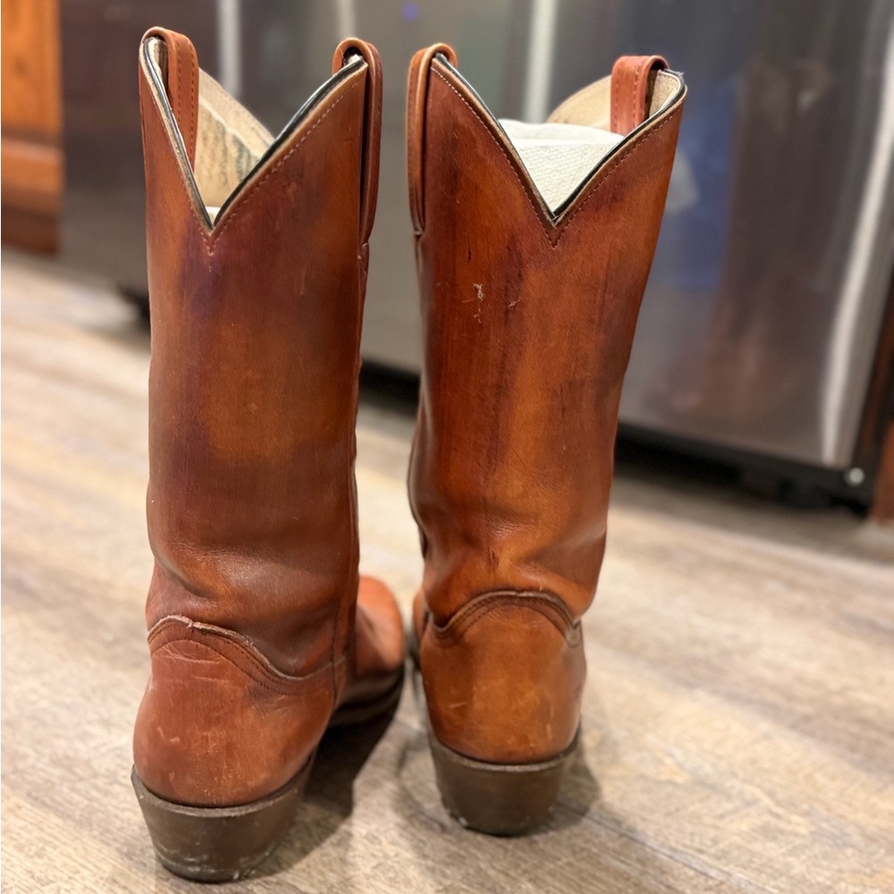 FRYE Classic Brown Leather Cowboy Boots - Picture 2 of 5